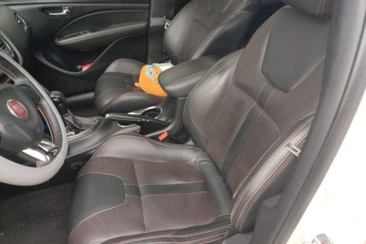 Used Fiat Ottimo 2014 1.4T Automatic Sport Edition Left Front Seat