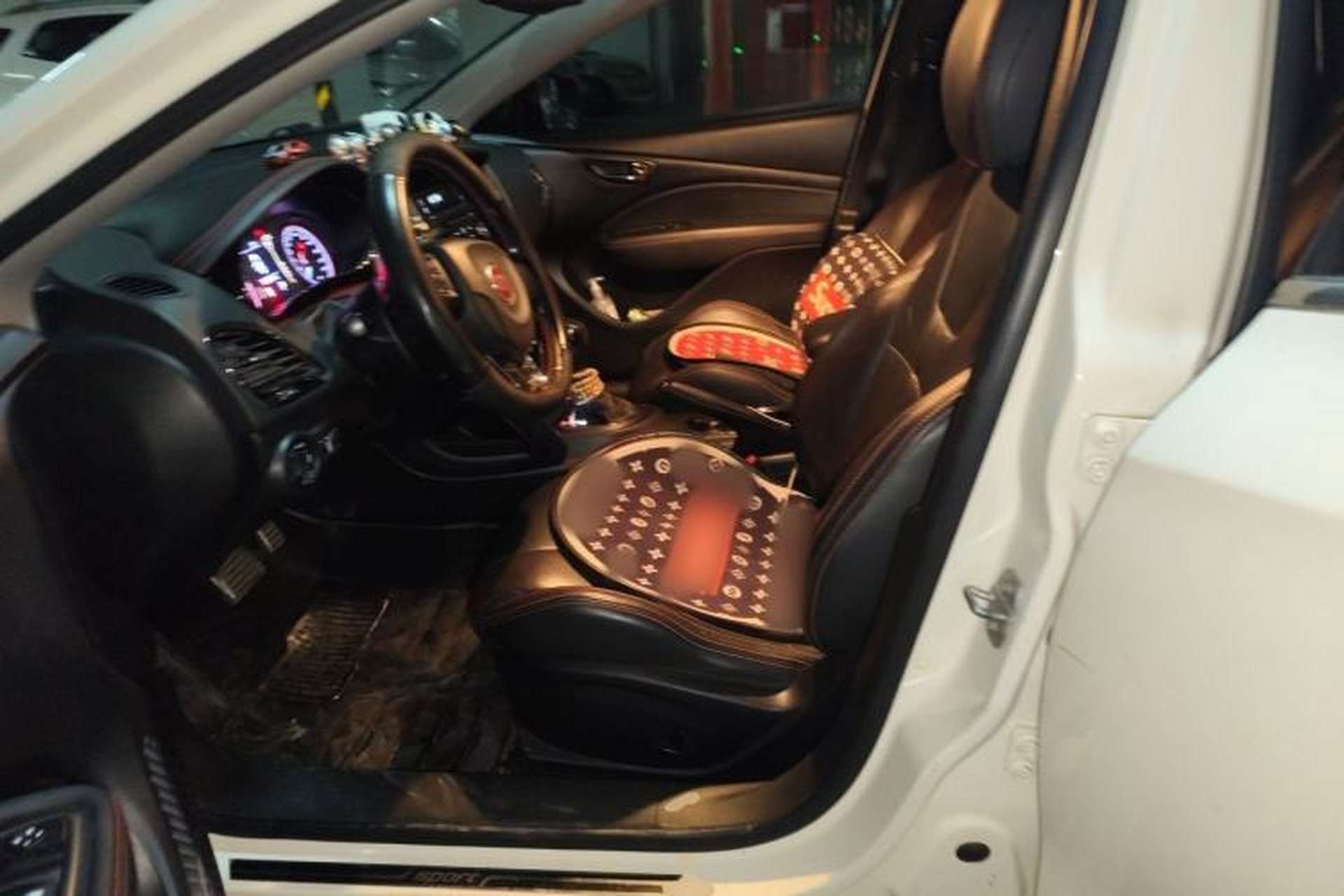 Used Fiat Ottimo 2014 1.4T Automatic Sport Edition Left Front Seat