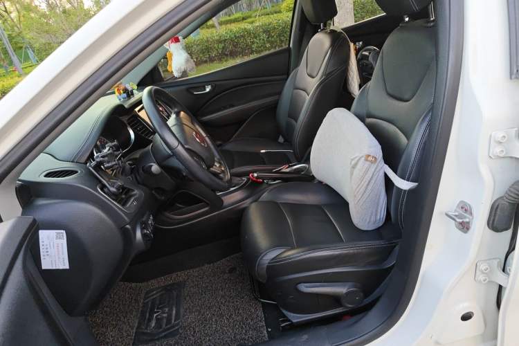 Used Fiat Ottimo 2014 1.4T Automatic Comfort Edition Left Front Seat