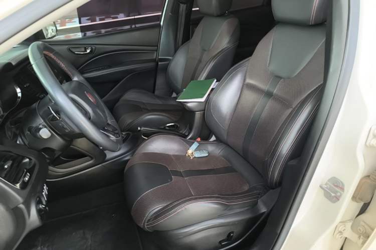 Used Fiat Ottimo 2014 1.4T Automatic Sport Edition Left Front Seat