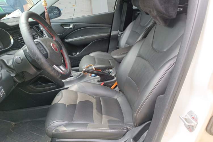 Used Fiat Ottimo 2014 1.4T Automatic Comfort Edition Left Front Seat
