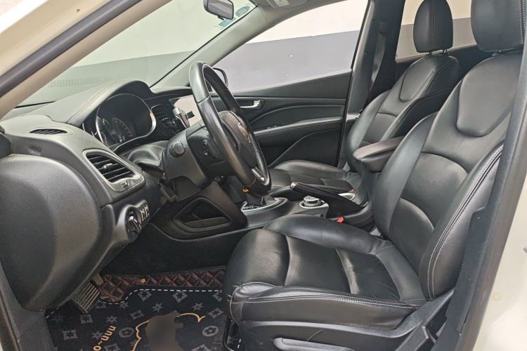 Used Fiat Ottimo 2014 1.4T Automatic Comfort Edition Left Front Seat