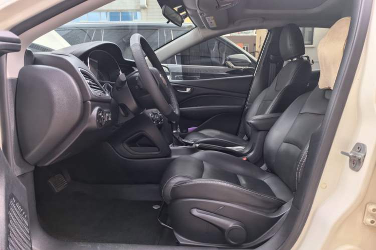 Used Fiat Ottimo 2014 1.4T Automatic Comfort Edition Left Front Seat