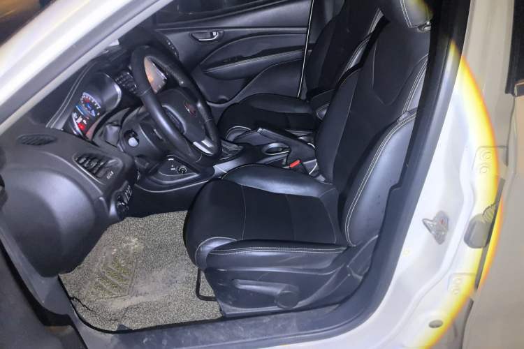 Used Fiat Ottimo 2014 1.4T Automatic Comfort Edition Left Front Seat
