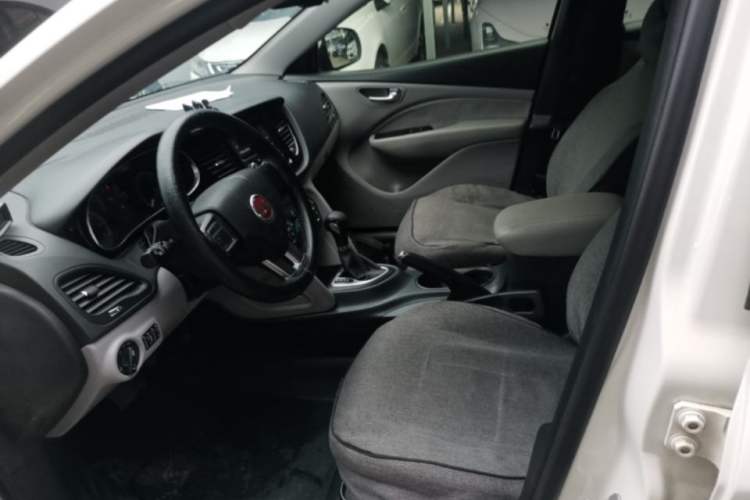 Used Fiat Ottimo 2014 1.4T Automatic Fashion Edition Left Front Seat