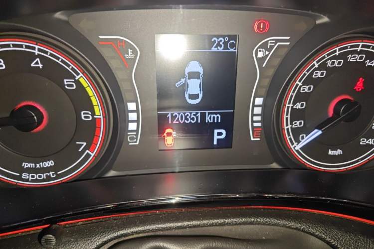 Used Fiat Ottimo 2014 1.4T Automatic Sport Edition Odometer Close Up