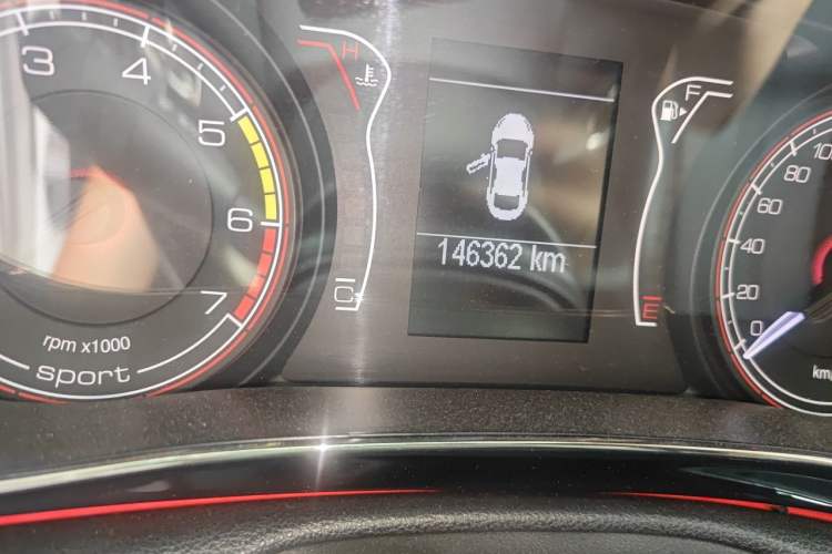 Used Fiat Ottimo 2014 1.4T Automatic Sport Edition Odometer Close Up