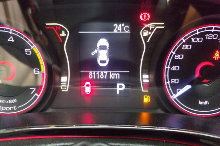 Used Fiat Ottimo 2014 1.4T Automatic Sport Edition Odometer Close Up