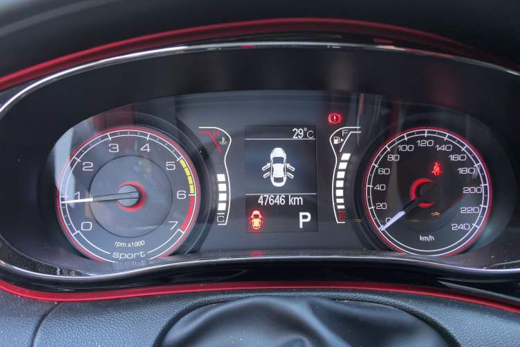 Used Fiat Ottimo 2014 1.4T Automatic Sport Edition Odometer Close Up