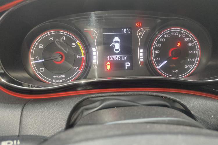 Used Fiat Ottimo 2014 1.4T Automatic Sport Edition Odometer Close Up