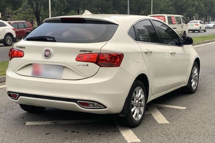 Used Fiat Ottimo 2014 1.4T Automatic Comfort Edition Rear Right 45 Deg