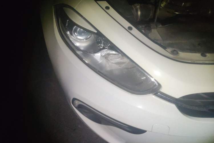 Used Fiat Ottimo 2014 1.4T Automatic Comfort Edition Right Front Headlight