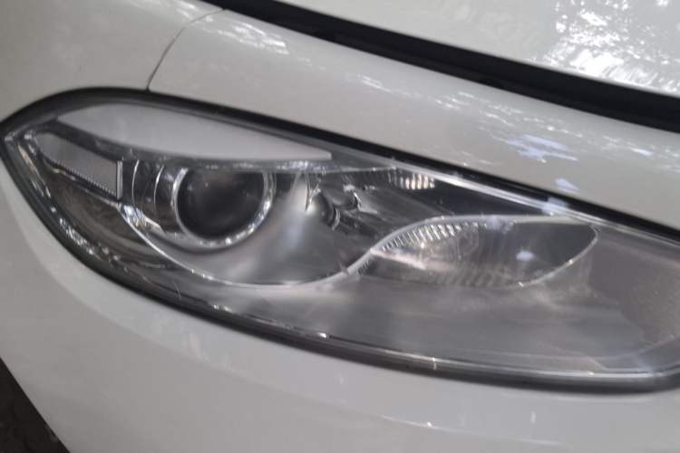 Used Fiat Ottimo 2014 1.4T Automatic Comfort Edition Right Front Headlight