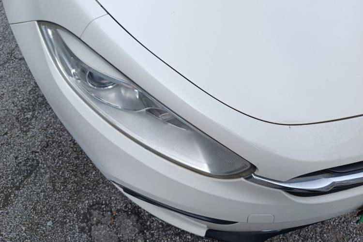 Used Fiat Ottimo 2014 1.4T Automatic Comfort Edition Right Front Headlight