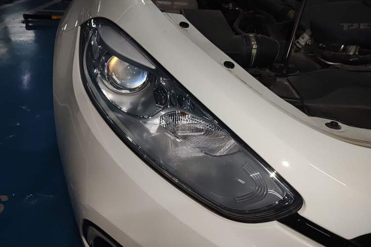 Used Fiat Ottimo 2014 1.4T Automatic Sport Edition Right Front Headlight