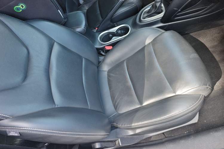 Used Fiat Ottimo 2014 1.4T Automatic Comfort Edition Right Front Seat
