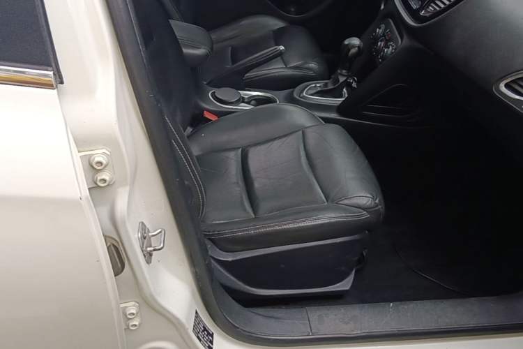 Used Fiat Ottimo 2014 1.4T Automatic Comfort Edition Right Front Seat