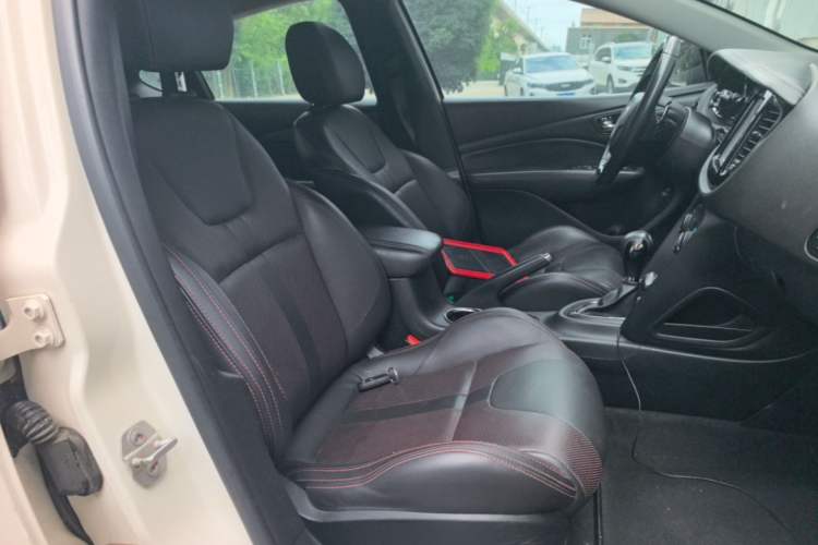 Used Fiat Ottimo 2014 1.4T Automatic Sport Edition Right Front Seat