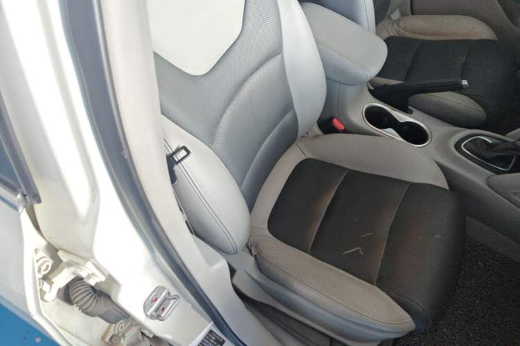 Used Fiat Ottimo 2014 1.4T Automatic Luxury Edition Right Front Seat