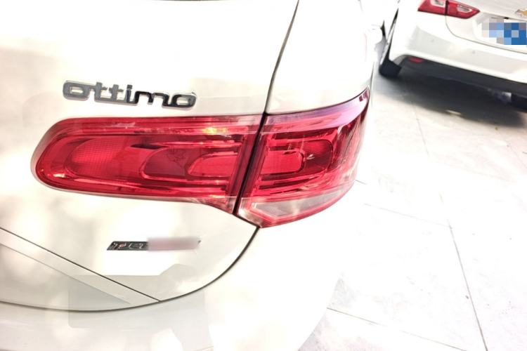 Used Fiat Ottimo 2014 1.4T Automatic Comfort Edition Right Rear Taillight