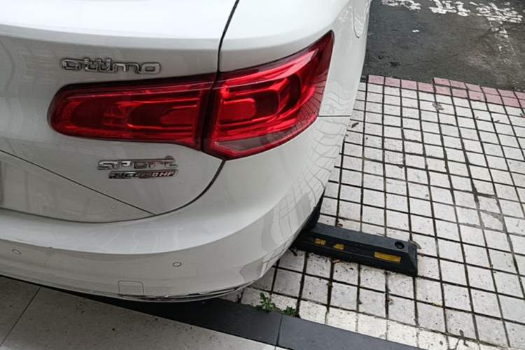 Used Fiat Ottimo 2014 1.4T Automatic Sport Edition Right Rear Taillight