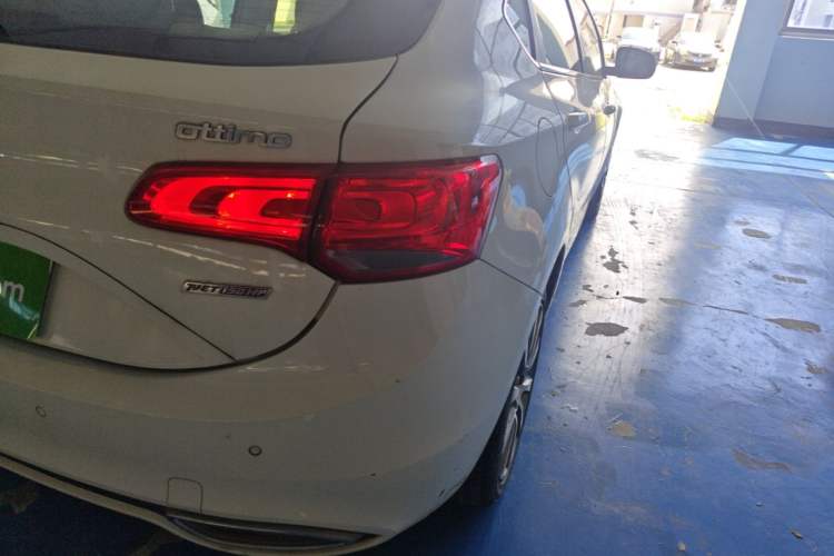 Used Fiat Ottimo 2014 1.4T Automatic Luxury Edition Right Rear Taillight