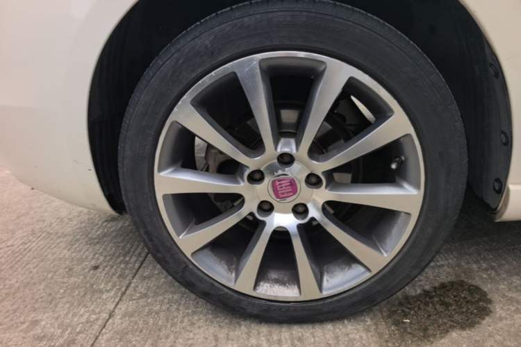 Used Fiat Ottimo 2014 1.4T Automatic Sport Edition Right Rear Wheel Hub