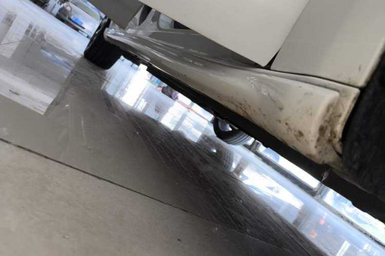 Used Fiat Ottimo 2014 1.4T Automatic Sport Edition Right Side Sill