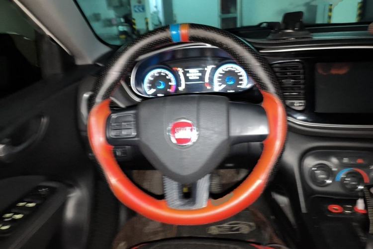 Used Fiat Ottimo 2014 1.4T Automatic Luxury Edition Steering Wheel