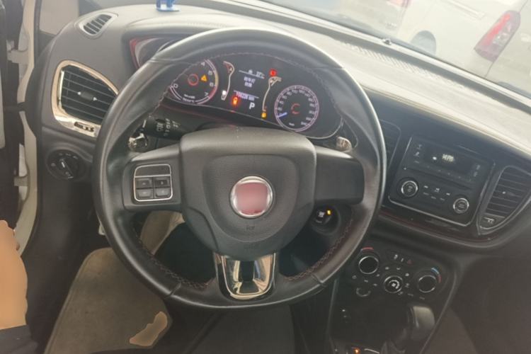 Used Fiat Ottimo 2014 1.4T Automatic Sport Edition Steering Wheel