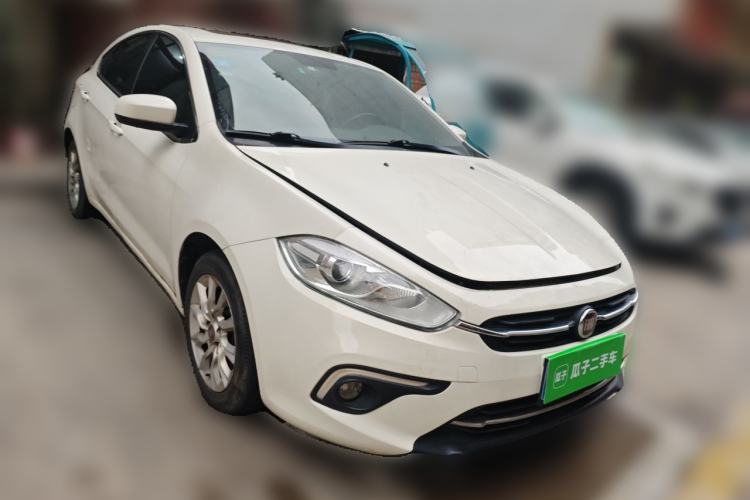 Used Fiat Ottimo 2015 1.4T Automatic Night Edition Front Right 45 Deg