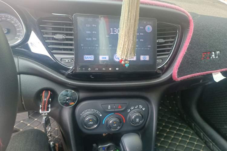 Used Fiat Ottimo 2017 1.4T Automatic Comfort Edition Audio And AC Panel