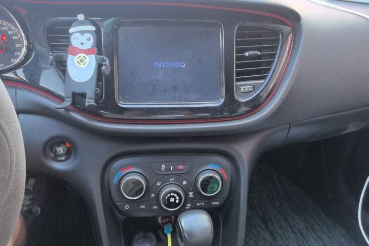 Used Fiat Ottimo 2017 1.4T Automatic Sport Edition Audio And AC Panel
