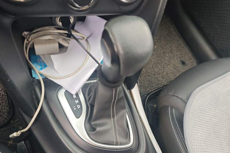 Used Fiat Ottimo 2017 1.4T Automatic Comfort Edition Gear Lever