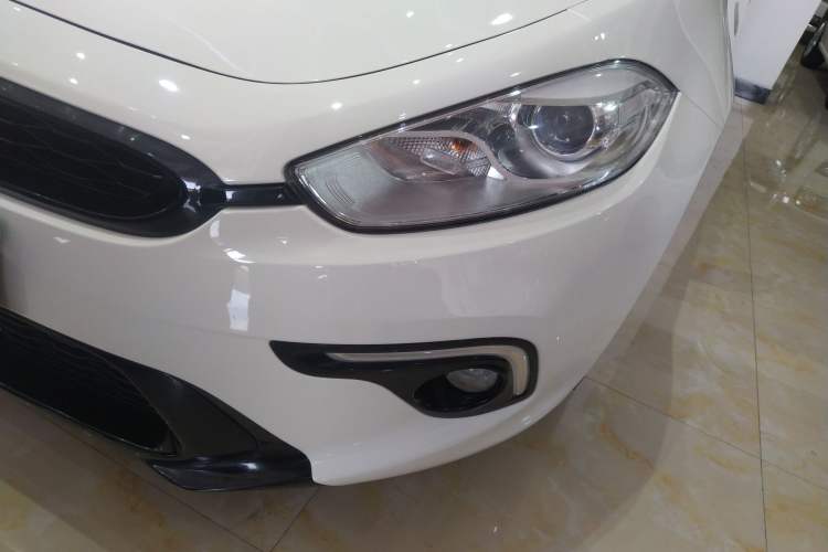 Used Fiat Ottimo 2017 1.4T Automatic Comfort Edition Left Front Headlight