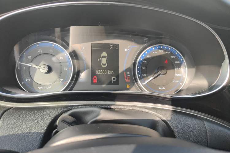 Used Fiat Viaggio 2015 1.4T Automatic Smart Edition Instrument Cluster