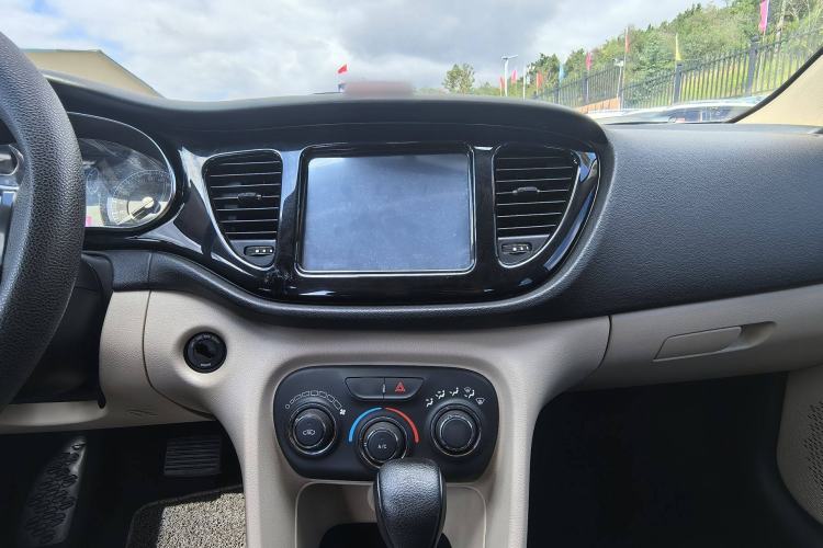 Used Fiat Viaggio 2012 1.4T Automatic Enjoyment Edition Interior 2