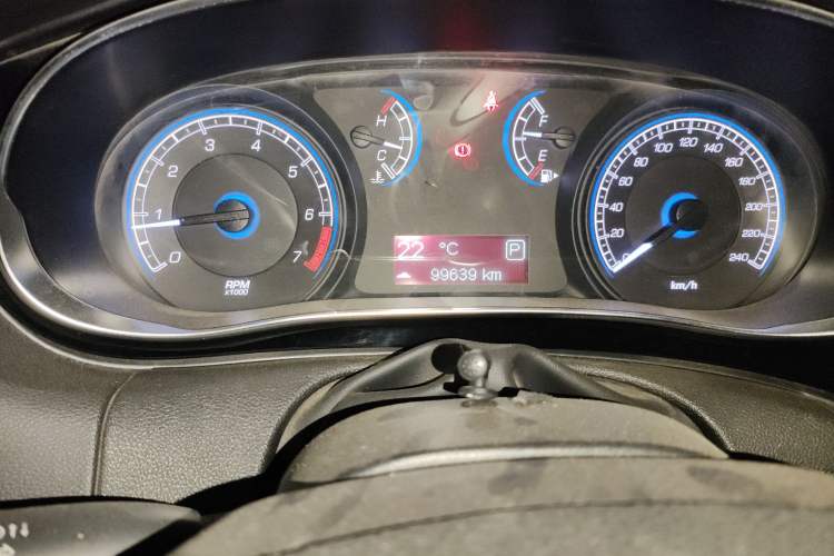 Used Fiat Viaggio 2012 1.4T Automatic Enjoyment Edition Odometer Close Up