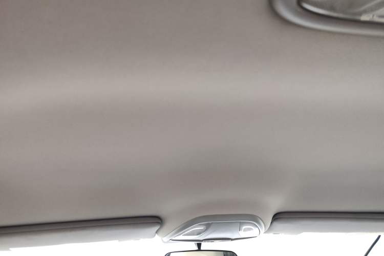 Used Fiat Viaggio 2015 1.4T Automatic Enjoyment Edition Interior 5