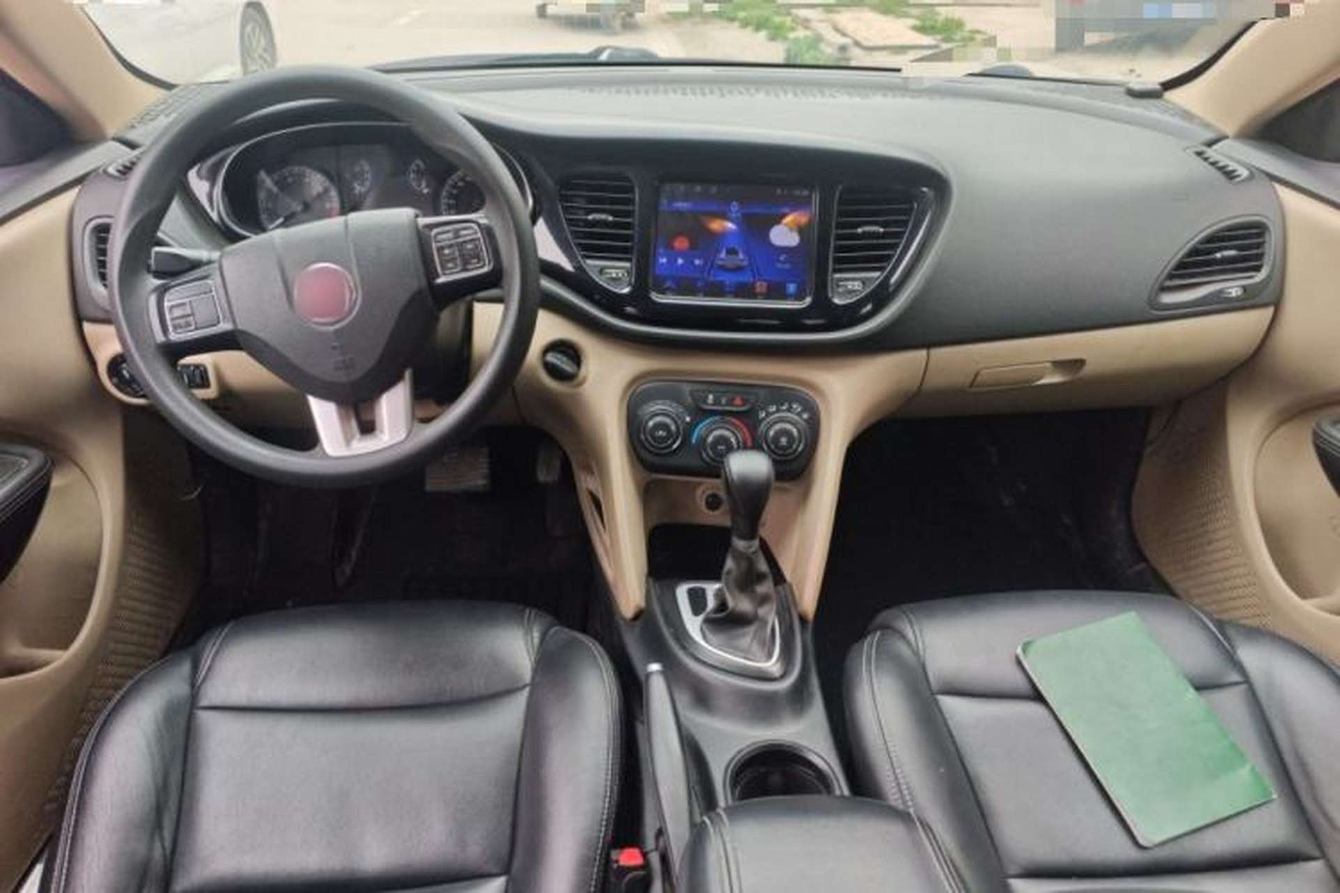 Used Fiat Viaggio 2012 1.4T Automatic Enjoyment Edition Center Console