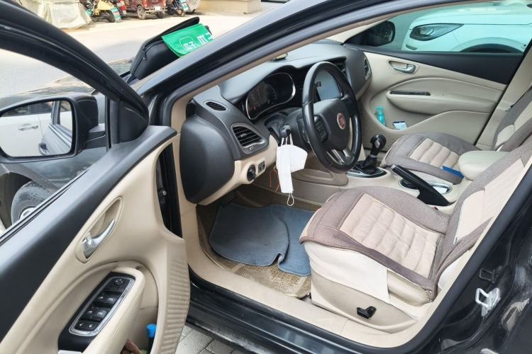 Used Fiat Viaggio 2012 1.4T Automatic Jingxiang Edition Driver Seat