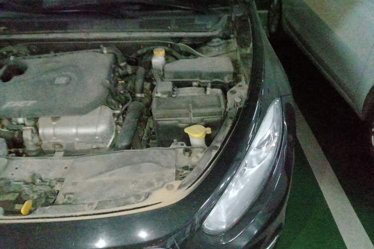 Used Fiat Viaggio 2012 1.4T Manual Enjoyment Edition Engine Bay Left