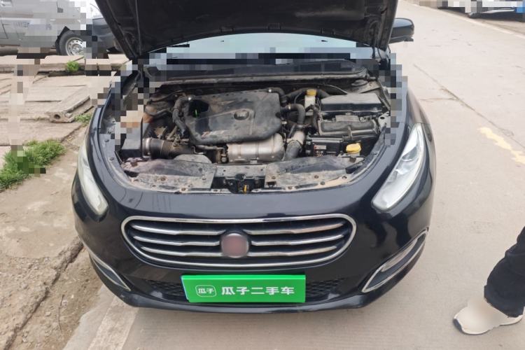 Used Fiat Viaggio 2012 1.4T Automatic Enjoyment Edition Engine Bay