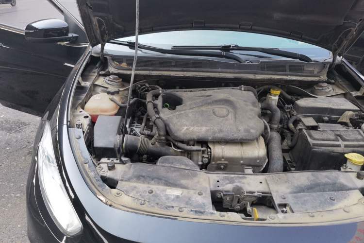 Used Fiat Viaggio 2012 1.4T Manual Enjoyment Edition Engine Bay Right
