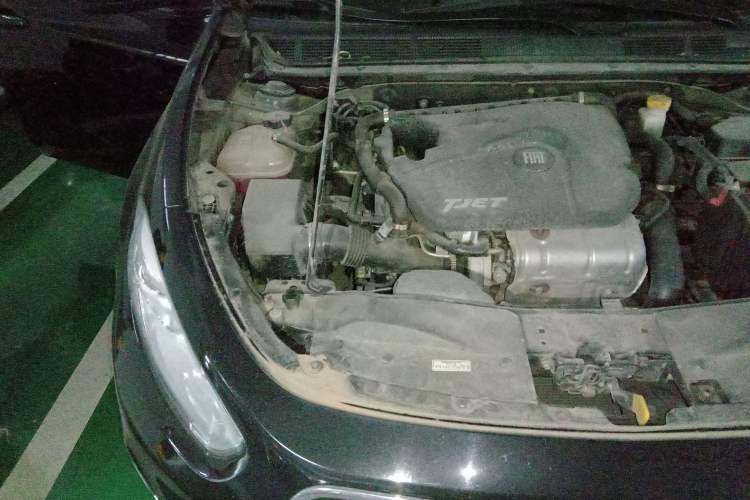 Used Fiat Viaggio 2012 1.4T Manual Enjoyment Edition Engine Bay Right