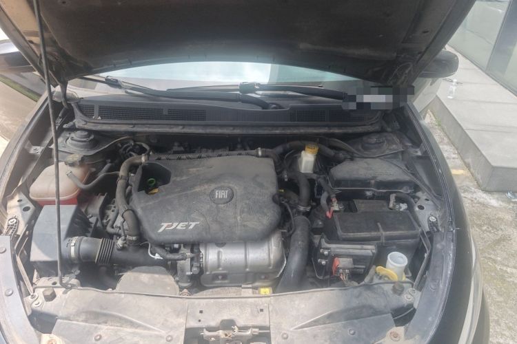 Used Fiat Viaggio 2012 1.4T Automatic Luxury Edition Engine Bay