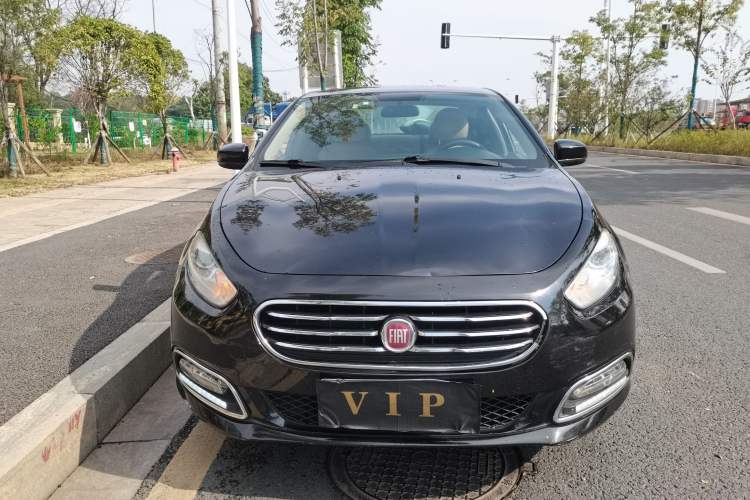 Used Fiat Viaggio 2012 1.4T Automatic Enjoyment Edition Exterior 1