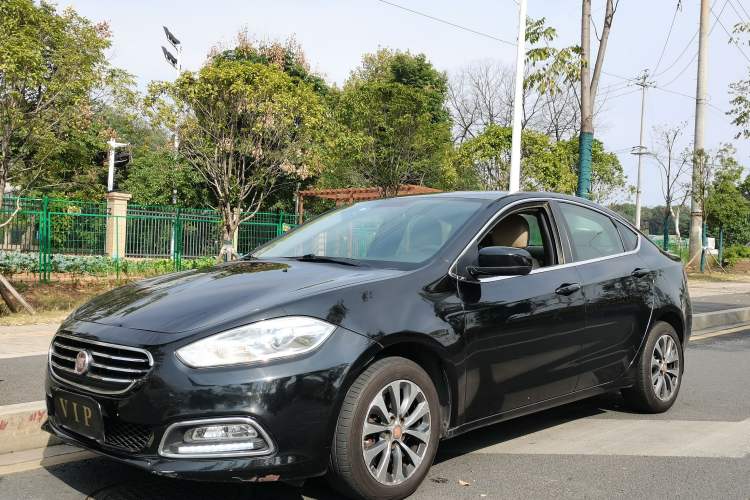 Used Fiat Viaggio 2012 1.4T Automatic Enjoyment Edition Exterior 5