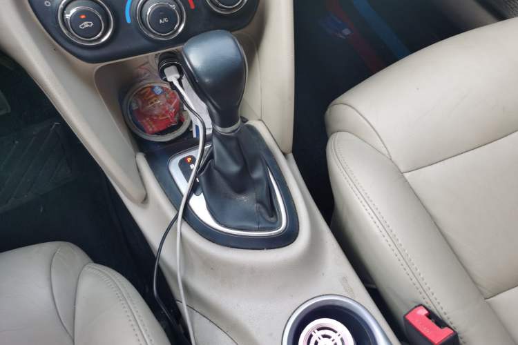 Used Fiat Viaggio 2012 1.4T Automatic Jingxiang Edition Gear Lever