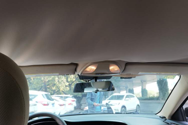 Used Fiat Viaggio 2012 1.4T Manual Enjoyment Edition Headliner